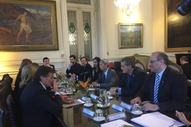 Presentan Grupo de Diputados de Amistad Argentina -Vietnam