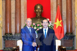 Vietnam aprecia lazos en defensa con Rusia, afirma presidente