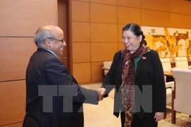 Vicepresidenta del Parlamento vietnamita dialoga con representante de UNICEF