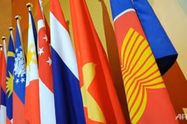 ASEAN busca estabilizar mercado financiero e impulsar desarrollo económico regional