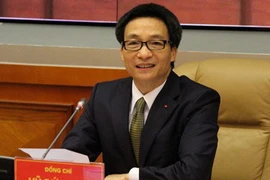 Vicepremier de Vietnam enfatiza importancia de recursos humanos calificados