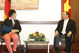 Vietnam y Alemania buscan medidas para mejorar cooperación económica 