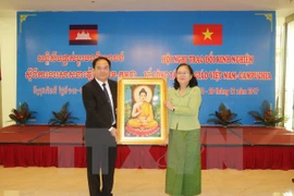 Autoridades de Can Tho y de Camboya trabajan sobre asuntos religiosos