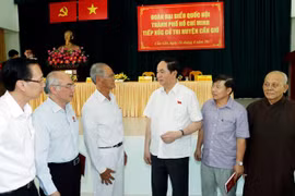 Presidente de Vietnam dialoga con electores en Ciudad Ho Chi Minh 