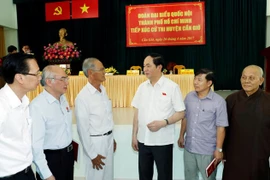 Presidente de Vietnam dialoga con electores en Ciudad Ho Chi Minh 