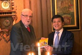 Vietnam y República Checa robustecerán cooperación económica en 2017