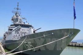 Buque australiano HMAS Ballarat visita Da Nang