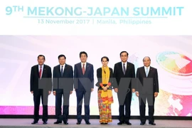 Premier vietnamita participa en cumbres de ASEAN y sus contrapartes