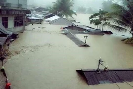 Malasia: Intensas lluvias afectan a miles de personas