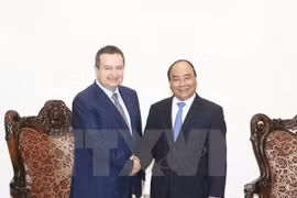  Visita de vicepremier serbio genera nueva fuerza de impulso para los lazos bilaterales