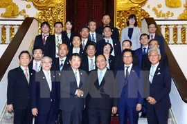  Vietnam apoya aumento de inversiones japonesas en todas las esferas, dice premier