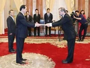 Presidente vietnamita recibe a nuevos embajadores