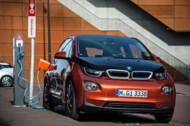 BMW Group Asia elige a Thaco como concesionario en Vietnam