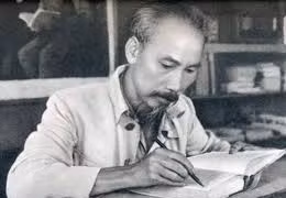 Pensamiento del presidente Ho Chi Minh: antorcha luminosa para la revolución laosiana