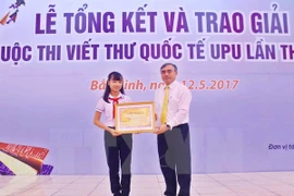 Vietnam conmemora 30 años de su primera participación en concurso de Unión Postal Universal