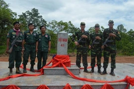 Vietnam y Camboya erigen nuevos hitos fronterizos 