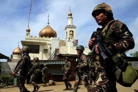 Policía filipina arresta a militante indonesio en Marawi 