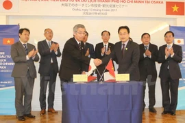 Ciudad Ho Chi Minh impulsa inversión y turismo con región japonesa de Kansai