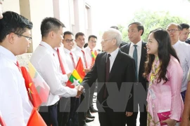 Máximo dirigente partidista de Vietnam inicia visita de Estado a Myanmar 