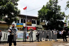 Indonesia despliega más de 60 mil efectivos de seguridad para elecciones en Yakarta