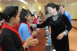 Presidenta del Parlamento vietnamita ratifica el interés del Estado en la atención a los niños 