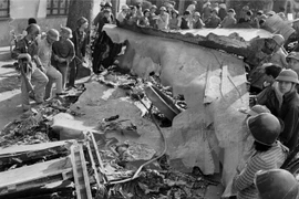 Destacan valiosas lecciones de la batalla aérea de Dien Bien Phu 