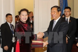 China y Vietnam priorizan asociación de cooperación estratégica integral 