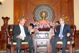 Ciudad Ho Chi Minh impulsa cooperación con EE.UU. en construcción de urbe inteligente