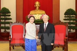 Presidenta del Parlamento laosiano termina visita a Vietnam