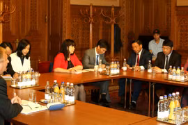 Partido Comunista de Vietnam y Partido Socialista de Hungría fortalecen nexos 