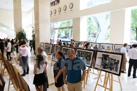 Celebran en Vietnam exposición fotográfica en homenaje al Che Guevara 