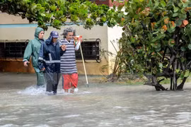 Vietnam expresa solidaridad con Cuba ante paso del huracán Irma 