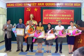 Clausuran concurso de escritura sobre historia de relación especial Vietnam-Laos