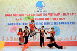 En Ciudad Ho Chi Minh Día cultural de etnias vietnamitas