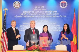 Estados Unidos asiste a Vietnam en construcción de laboratorio de referencia 