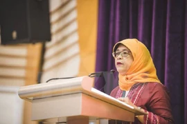 Extitular del Parlamento se convertirá en presidenta de Singapur
