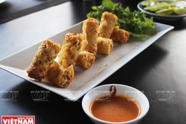 Festival gastronómico presenta platos típicos de Vietnam a amigos internacionales