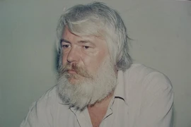 Rinden tributo al arquitecto polaco Kazimierz Kwiatkowski en Vietnam