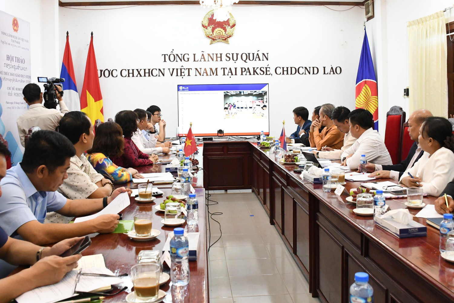 Vietnam y Laos promueven la educación STEM | Vietnam+ (VietnamPlus)