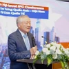 El viceprimer ministro permanente, Nguyen Hoa Binh, interviene en la conferencia. (Fuente: VNA)