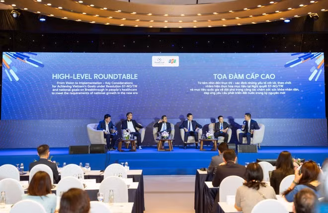 Las sesiones de debate en el foro (Foto: Vietnam+)