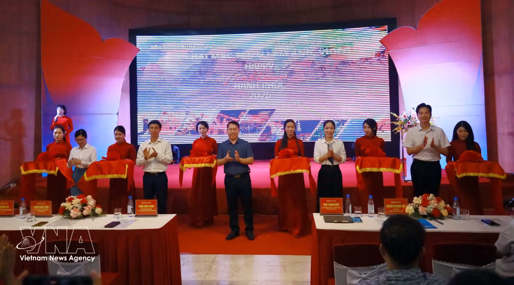 vnanet-potal-trien-lam-anh-video-viet-nam-hanh-phuc-happy-vietnam-8850056.jpg