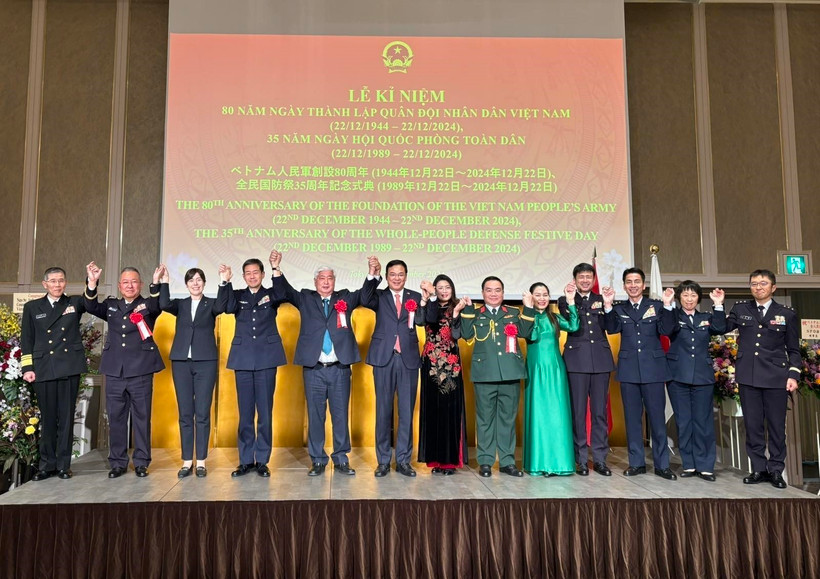 Se celebró en Tokio la ceremonia en conmemoración del 80 aniversario de la fundación del Ejército Popular de Vietnam (Fuente: VNA)