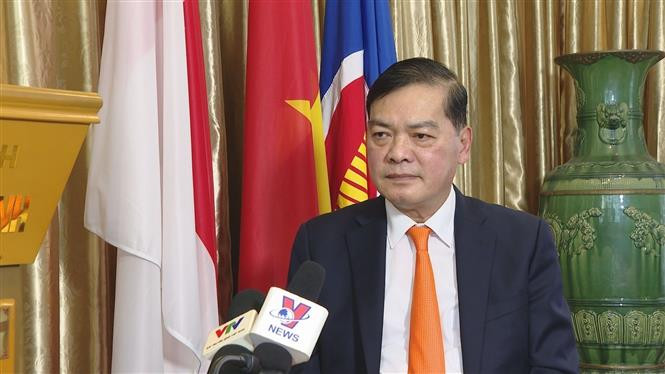 El embajador de Hanoi en Singapur, Mai Phuoc Dung (Fuente: VNA)