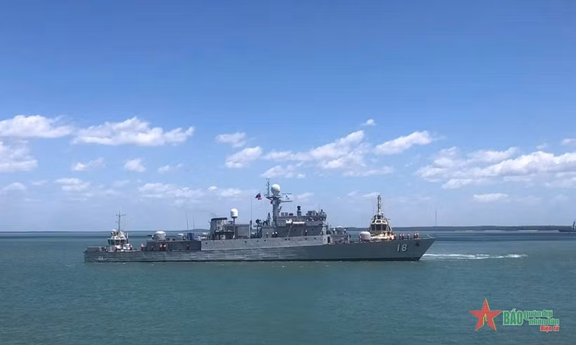 Buque 18 de la Armada vietnamita llega a Australia para el ejercicio Kakadu 2024. (Fuente:qdnd.vn)