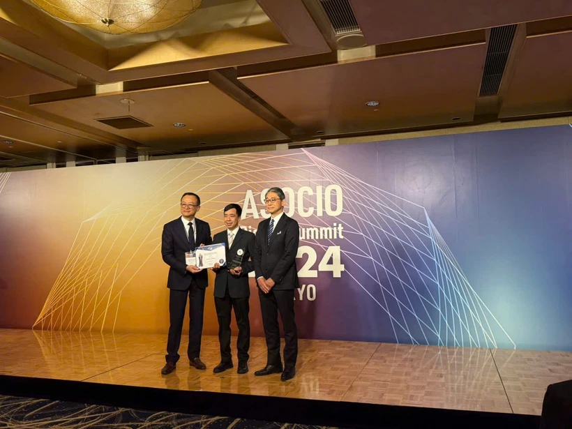 La central provincia vietnamita de Thua Thien-Hue recibió el premio en la categoría de ciudad inteligente 2024 otorgado por la ASOCIO (Fuente: VNA)