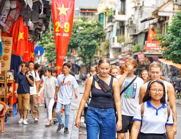 Turistas extranjeros en Vietnam (Foto: Vietnam+)