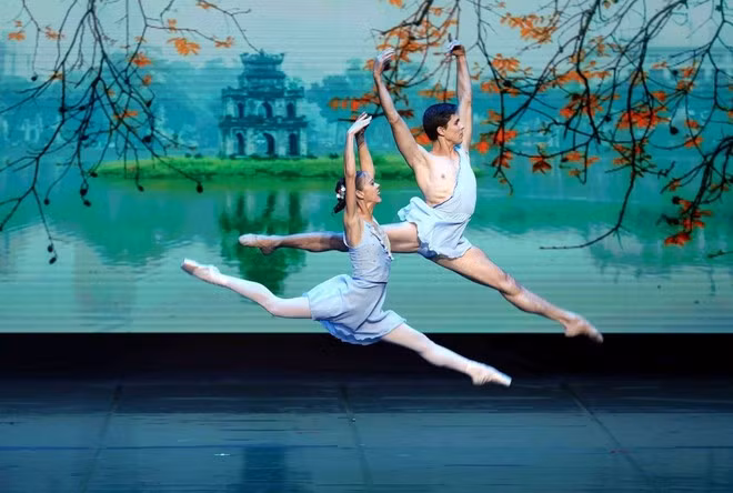 doan-nghe-si-nha-hat-ballet-quoc-gia-cuba-tai-viet-nam-2811-3-553.jpg