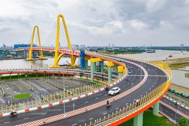Proyectos de infraestructura claves transforman el país (Foto: thanhnien.vn)