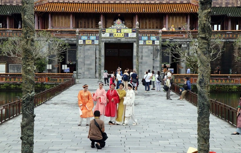 Hue es la única localidad de Vietnam y del Sudeste Asiático que cuenta con ocho patrimonios culturales mundiales reconocidos por la Unesco. (Foto: VNA)